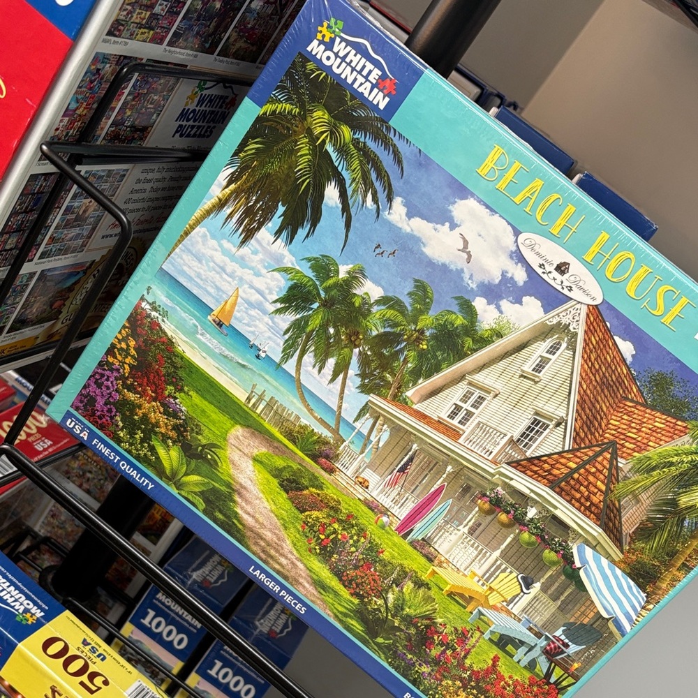White mountain beach house puzzle 1000 pieces